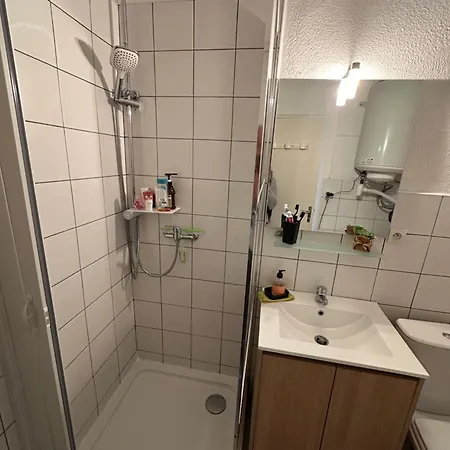 Bel Fraichement Renove Au Cap 아파트 *