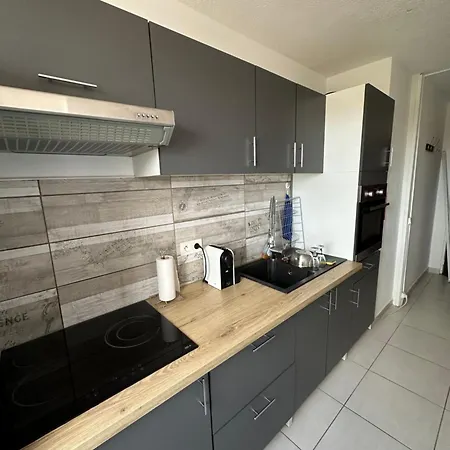 Bel Fraichement Renove Au Cap 아파트 아그